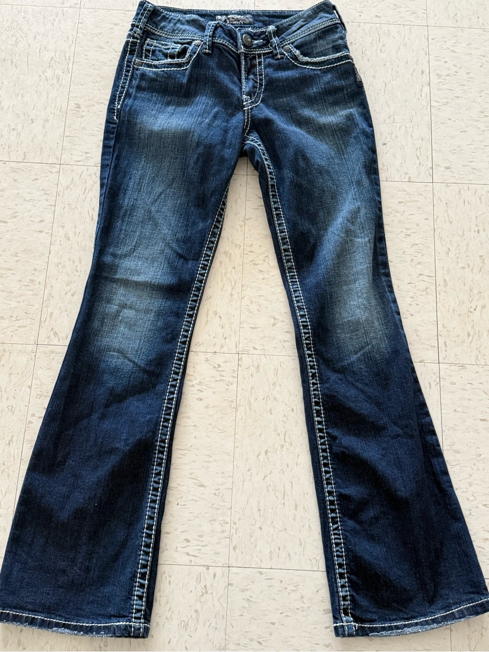 Silver Jeans Suki Bootcut Womens 14/L32 Dark Wash Embroidered Studded Pockets